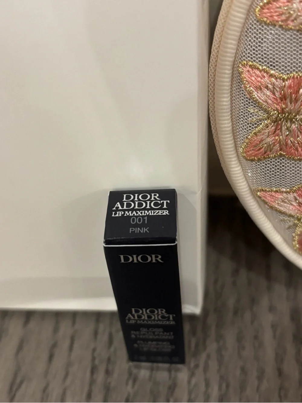 🩷NWT Dior Trousse Butterfly Pouch in Pink and Gold with Lip Maximizer🩷